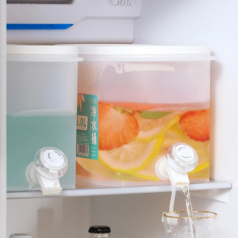 Bollitore Per Acqua Fredda Da Frigorifero Con Rubinetto In Plastica PP Grande Capacità Distributore Di Bevande Sottile Per Succhi Tè Freddo Latte