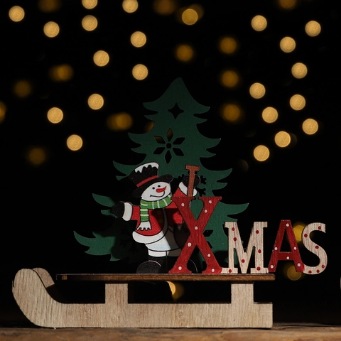 Ornement de Traîneau de Noël en Bois Découpé au Laser Père Noël Bonhomme de Neige Renne Décoration de Table Nordique