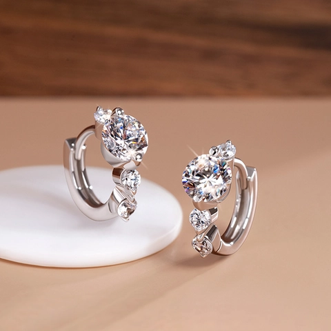 Huggie Hoop Ohrringe Kupfer Mit Klarem Rundem Zirkon Elegant Einfacher Funkelnder Schmuck Für Damen