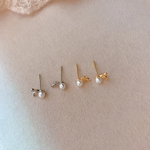 Orecchini A Lobo Coniglio In Rame Con Zirconia Perla Artificial Bianca E Perno In Argento Gioielli Stile Cartone Animato Donne