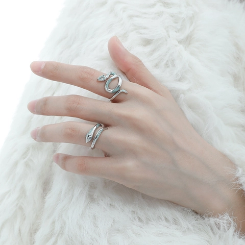 Schlangen Ring Eisblau Zirkon Kupfer Versilbert Verstellbar Offen Tier Design Schmuck Für Damen Herren