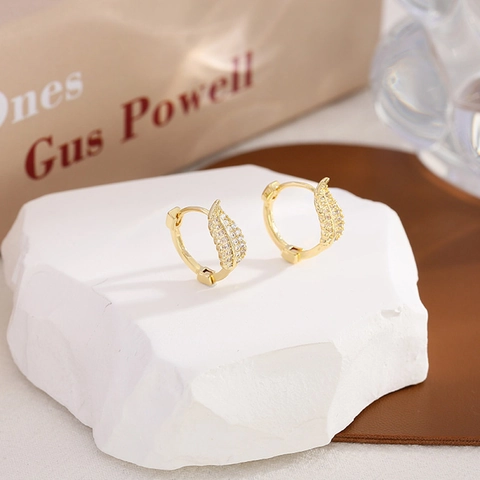 Blad Hoop Oorbellen Koper Micro Pave Zirkoon Klein Delicaat Natuurlijke Stijl Voor Vrouwen Met Zilveren Oorsteker