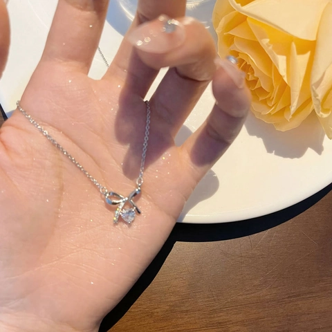 Collana Pendente Fiocco Zircone Cuore Rame Elegante Minimalista Catena Clavicola Gioielli Per Donne