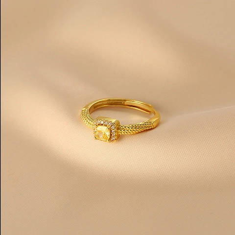 Anello Regolabile In Zircone Giallo Quadrato Rame Placcato Oro Halo Fascia Intrecciata Gioielli Di Moda Per Donne