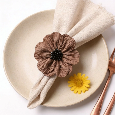 Flower Napkin Ring Handmade Fabric Pleated Petals Bead Center Elegant Table Decoration For Wedding Party Home Dining