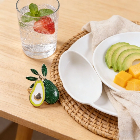 Avocado Fruit Napkin Rings Zinc Alloy Enamel Holder For Dining Table Decoration Wedding Party Kitchen Accessories Decor