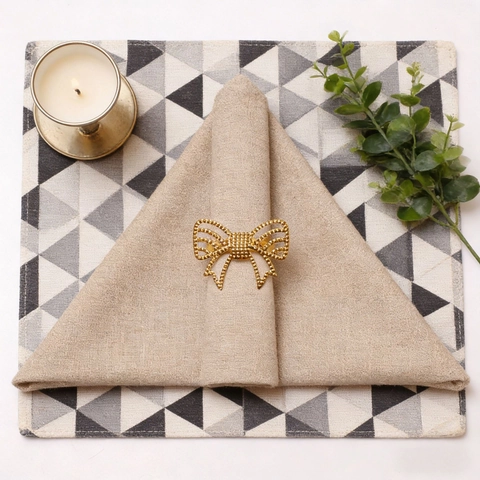 Electroplated Iron Metal Hollow Butterfly Bowknot Napkin Rings Elegant Table Decoration For Wedding Banquet Hotel Dining