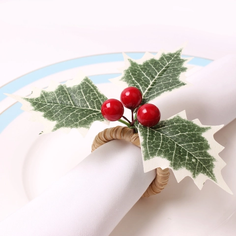 Portatovaglioli Di Natale Foglie Di Agrifoglio Artificiali Bacche Rosse Supporto Intrecciato Decorazioni Da Tavola Festa