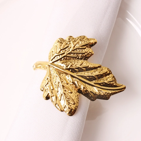 Maple Leaf Napkin Rings Metal Gold Plated Table Decor For Wedding Banquet Hotel Dinner Party Elegant Hollow Leaf Design