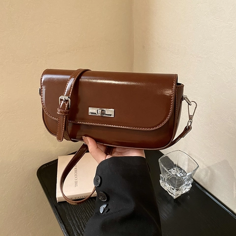 Damen Retro PU Leder Baguette Tasche Minimalistische Schulter Umhängetasche Mit Silbernem Drehverschluss Trendige Unterarm Handtasche Für Den Alltag