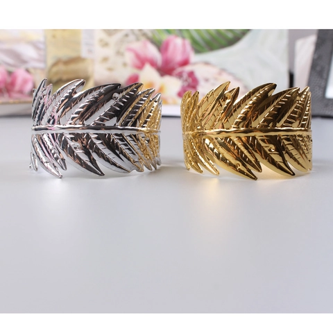 Leaf Feather Shaped Napkin Rings Metal Alloy Elegant Table Decor Holders For Wedding Dinner Party Dinnerware Accessories
