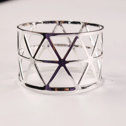 Metal Napkin Rings Hollow Geometric Triangle Napkin Holders For Wedding Banquet Dinner Party Table Decoration