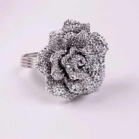 Rhinestone Rose Flower Napkin Rings Alloy Pumpkin Maple Leaf Napkin Buckle For Wedding Halloween Thanksgiving Table Decoration