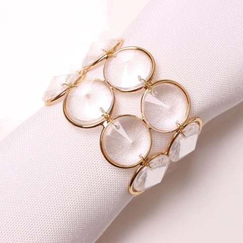 Luxury Gold Metal Crystal Napkin Ring Holder Round Hollow Decorative Napkin Buckle For Wedding Banquet Dining Table Decor