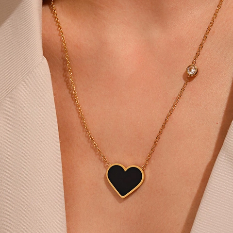 Collier À Pendentif Acier Inoxydable Cœur Noir Accent Zirconium Élégant Minimaliste Bijoux De Mode Cadeau Pour Femmes