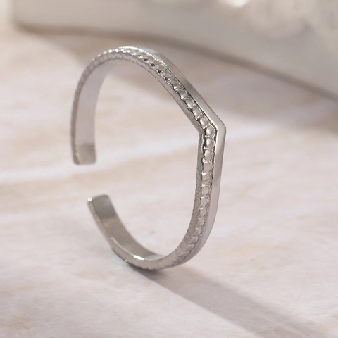Minimalist V Shaped Stainless Steel Ring For Women Beaded Texture Chevron Open Adjustable Fashion Jewelry