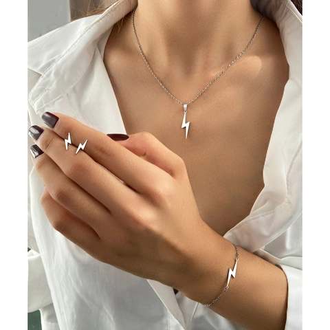 Collana Con Ciondolo A Fulmine Bracciale A Catena E Orecchini A Lobo Acciaio Inossidabile Minimalista Chic Gioielli