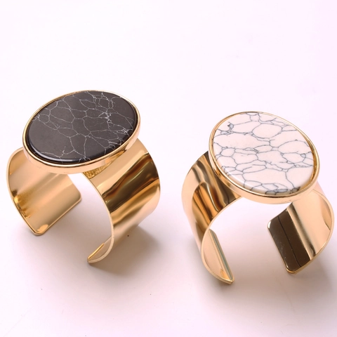 Napkin Rings Gold Metal Buckles With Oval Marble Stone Decoration For Hotel Banquet Dinner Table Setting Elegant Modern