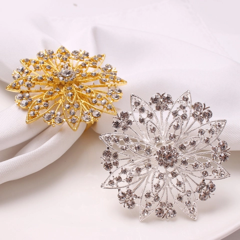 Alloy Rhinestone Flower Napkin Rings Sparkling Hollow Metal Holders Wedding Banquet Dinner Party Table Decor Luxurious