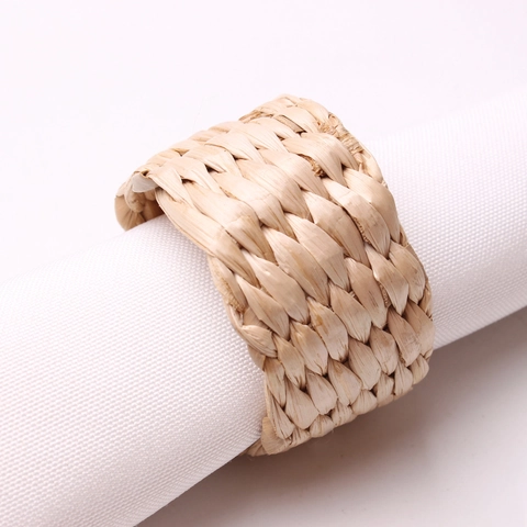 Natural Handwoven Corn Husk Water Hyacinth Napkin Rings Rustic Braided Table Napkin Buckle For Dining Wedding Home Decor