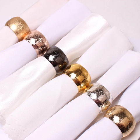 Vintage Metal Flower Relief Napkin Rings For Wedding Hotel Decoration Luxury Napkin Buckle Gold Silver Rose Gold Black
