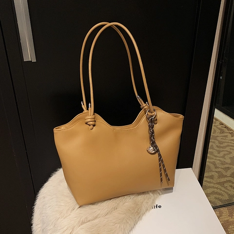 Bolso Tote de Cuero PU de Gran Capacidad para Mujer Vintage Borde Ondulado Simple Bolso de Hombro Con Correa de Nudo Y Colgante Oficina