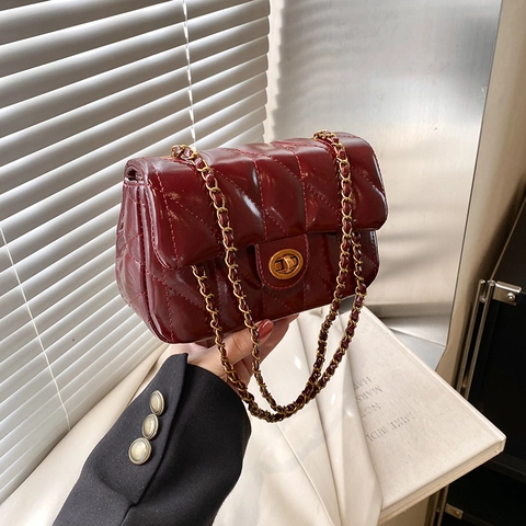 Borsa A Spalla Donna Pelle PU Trapuntata Rombi Catena Dorata Chiusura Girevole Elegante Vintage
