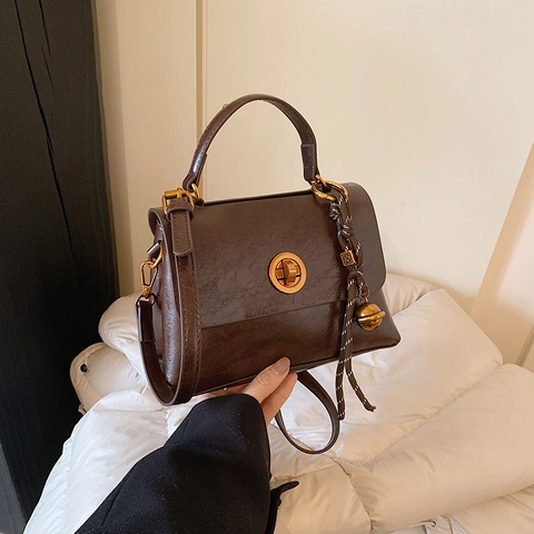Vintage Women Oil Wax PU Leather Shoulder Bag Minimalist Small Square Crossbody Bag With Golden Twist Lock Retro Commuter Handbag