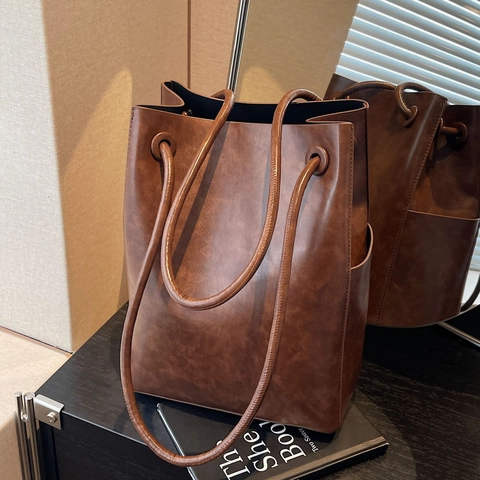 Vintage PU Leder Eimer Tote Tasche Große Kapazität Umhängetasche Minimalistisch Seitentasche Innentasche Für Damen