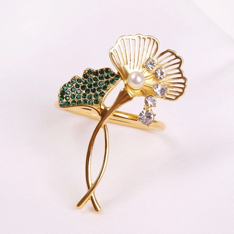 Gingko Leaf Napkin Ring Alloy Gold Plated Rhinestone Artificial Pearl Inlaid Table Decoration Elegant Dining Accessory For Banquet