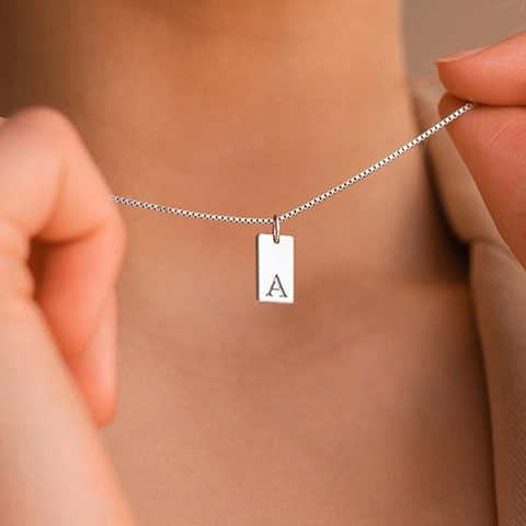 Collana Iniziale Alfabeto Acciaio Inossidabile Placcato Oro 18K Ciondolo Rettangolo Catena Box Gioielli Minimalisti Per Tutti
