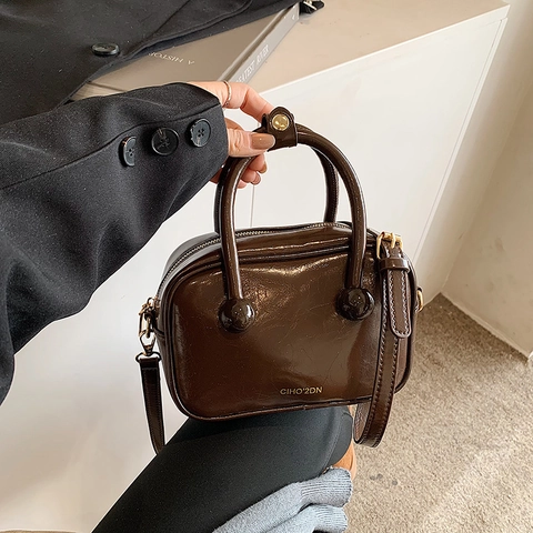 Retro Glanzende PU Leren Handtas Met Gouden Hardware Dubbele Handvatten Verstelbare Riem Elegante Schoudertas Voor Dames