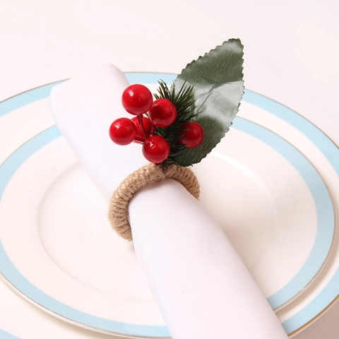 Ronds De Serviette De Noël En Bois Corde De Chanvre Baies Rouges Artificielles Aiguilles De Pin Décor De Table