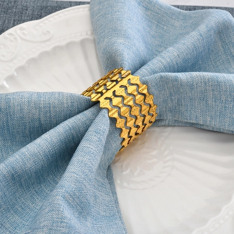 Modern Metal Wave Hollow Napkin Rings Electroplated Napkin Holders For Wedding Banquet Party Table Decoration Home Kitchen Dining Accessories