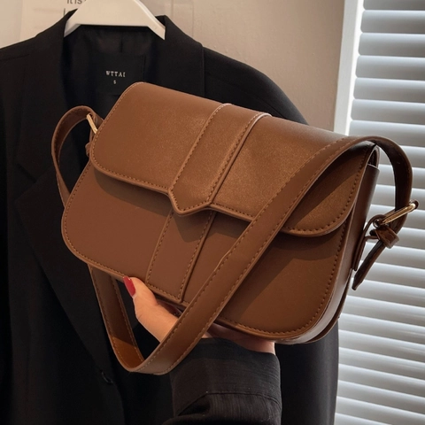 Bolso Bandolera con Solapa para Mujer Vintage Cuero Poliuretano Minimalista Color Sólido con Correa y Herrajes Dorados