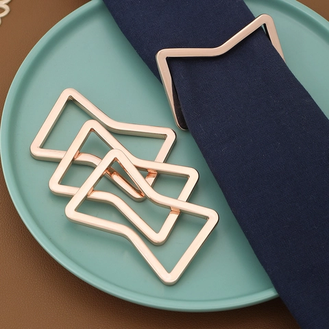 Geometrische Zinklegering Servetring Holle Vlinderdas Vorm Metalen Servetgesp Voor Eettafel Bruiloft Banket Huisdecoratie