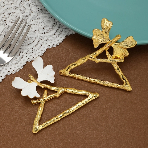 Servilletero Triángulo Mariposa Hoja de Ginkgo de Aleación de Zinc Oro Blanco Esmalte Hebilla de Servilleta Para Banquete Boda Mesa