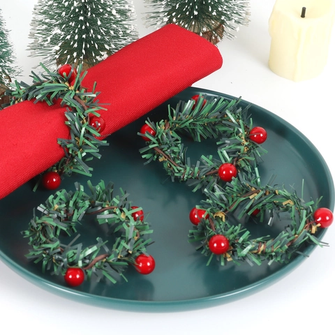 Christmas Napkin Rings Artificial Pine Needles Red Berries Wreath Shape Holiday Table Decor Handmade Home Hotel Wedding