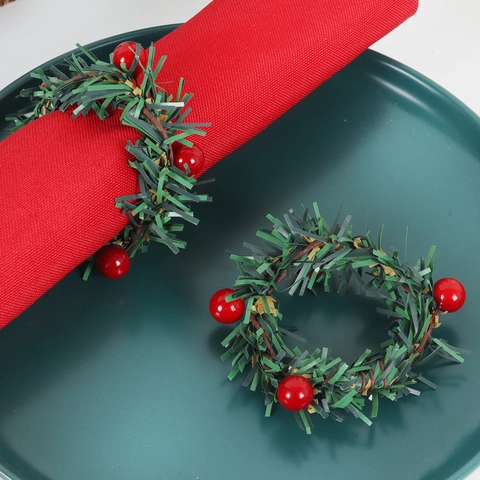Christmas Napkin Rings Artificial Pine Needles Red Berries Wreath Shape Holiday Table Decor Handmade Home Hotel Wedding
