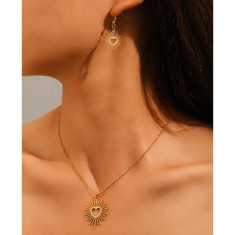 Bijoux En Acier Inoxydable Collier Pendentif Coeur Rayon De Soleil Et Boucles D'oreilles Pour Femmes Style Accessoire