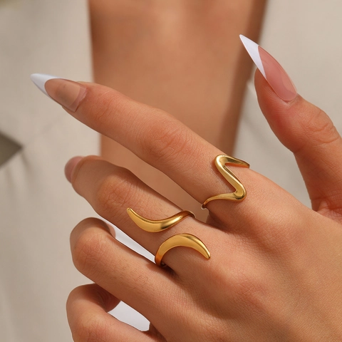 Stainless Steel Wave Ring For Women Vintage Minimalist Adjustable Wide Surface Open Finger Ring Geometric Fashion Accessory