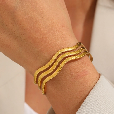 Wavy Open Cuff Bracelet Stainless Steel Hammered Texture Layered Geometric Adjustable Modern Jewelry For Women