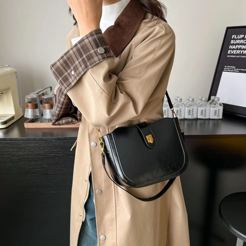 Vintage PU Leder Satteltasche Für Damen Retro Glänzend Umhängetasche Mit Goldener Schnalle Elegante Achseltasche Tägliche Handtasche