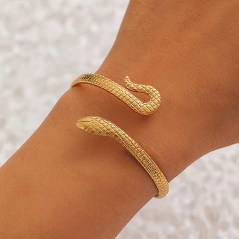 Snake Bangle Adjustable Stainless Steel Open Bracelet Carved Scale Texture Animal Gothic Minimalist Jewelry For Women
