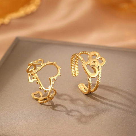 Vintage Hollow Heart Stainless Steel Adjustable Open Ring Palace Style Elegant Heart Shaped Finger Jewelry For Women