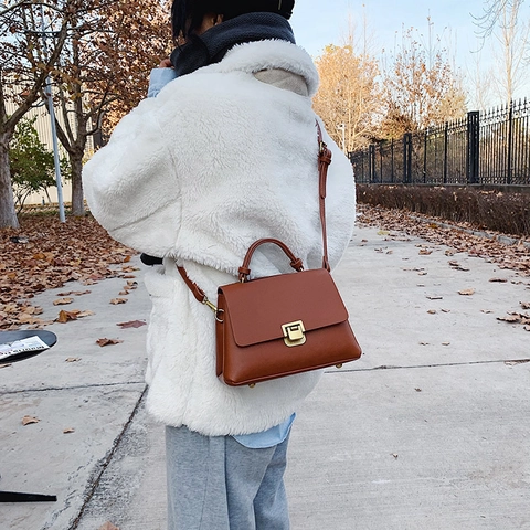 Women Vintage PU Leather Small Square Bag High-End Retro Handbag Versatile Single Shoulder Crossbody Bag With Gold Lock Closure