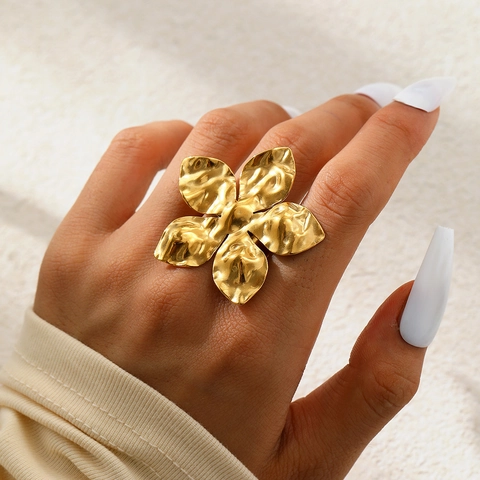 Large Flower Ring Stainless Steel Hammered Texture 18K Gold Plated Adjustable Retro 3D Floral Chic Jewelry For Women