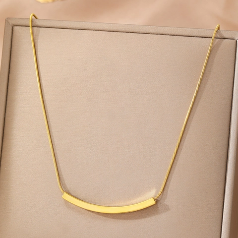 Glimlach Gebogen Staaf Hanger Ketting Roestvrij Staal Minimalistisch Slangenketting Sieraden Voor Dames