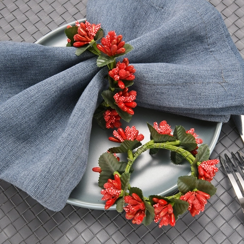 Handmade Christmas Red Berry Napkin Ring Artificial Green Leaf Table Decoration For Holiday Dinner Wedding Party Rustic Natural Style