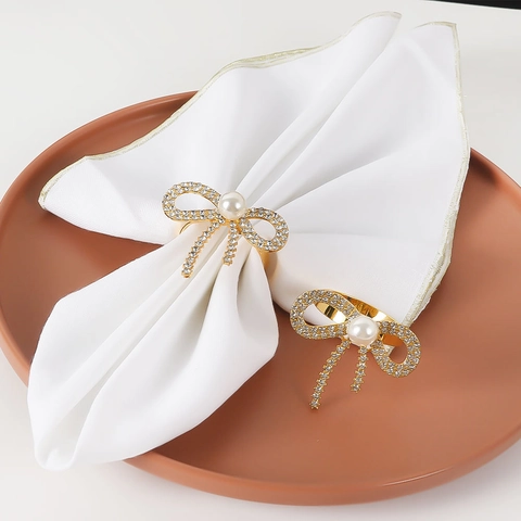 Elegant Gold Bowknot Napkin Rings Pearl Rhinestone Zinc Alloy Napkin Holder For Wedding Banquet Dining Table Decoration